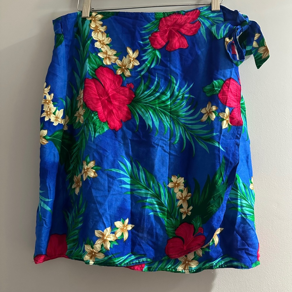 Thailand Tropical Floral Wrap Skirt Womens OS Blue‎ Good Hibiscus Rayon Tie Side
